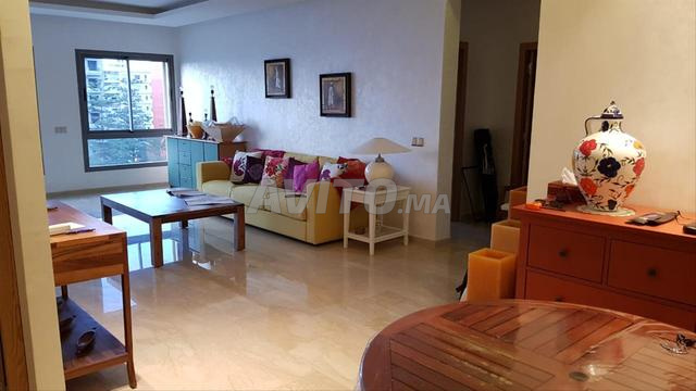 JOLI APPART VIDE 103m 2SUITES vue panoramique-PARC