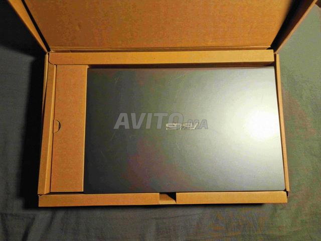 ASUS Vivobook 15.5 - 2