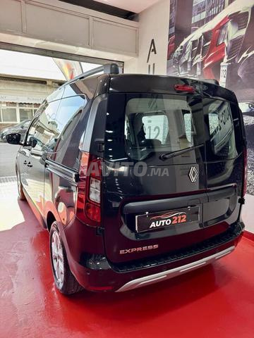 Renault Express Diesel Manuelle 2024 à Casablanca - 2