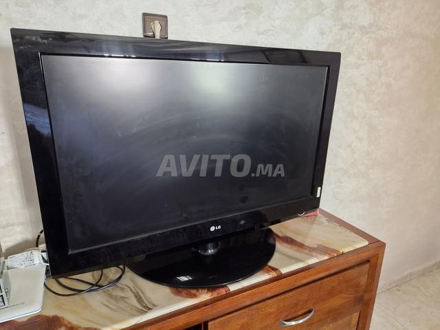 Télévision modèle LG 37 pouces écran plasma - 2