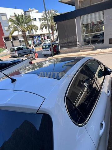 Peugeot 208 Diesel Manuelle 2017 à Témara - 2