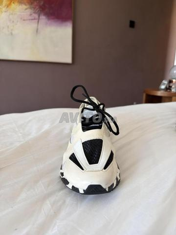 Chaussures de sport ADIDAS taille 37 - 2