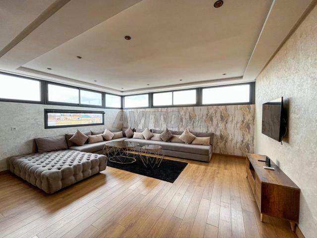 À louer studio moderne à Beauséjour 70m2 - 2