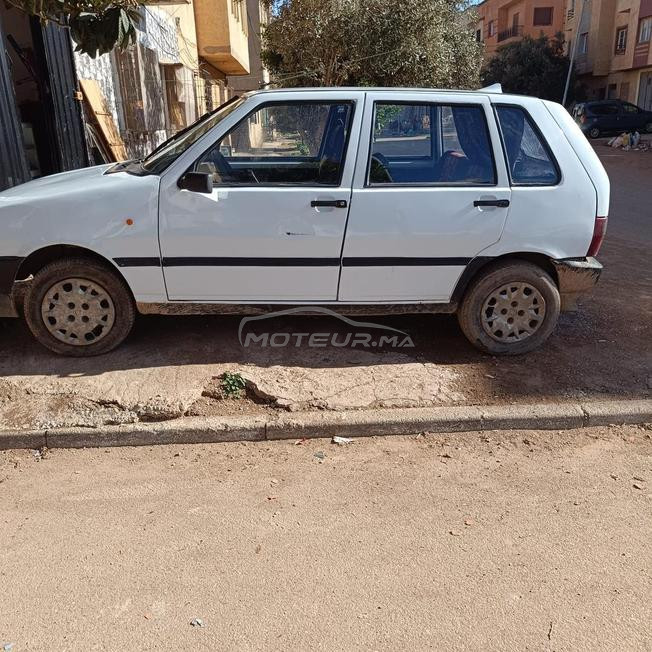 سيارة للبيع