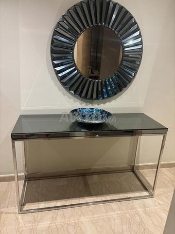 وحدة تحكم ومرآة زرقاء - 2