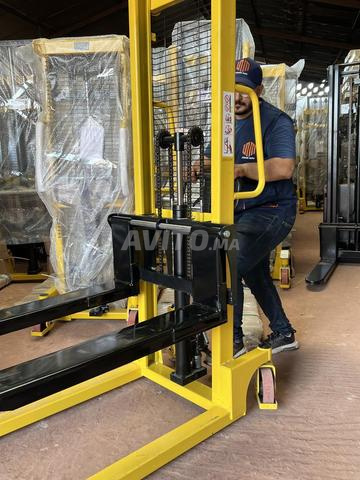 🚀 رافعة شوكية يدوية 1 طن - 2