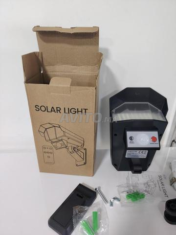 Lampe solaire extérieure LED avec détecteur - 2