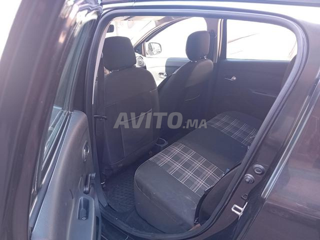 Dacia Sandero Diesel Manuelle 2017 à Casablanca - 2