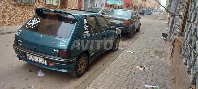 Peugeot 205 - 2
