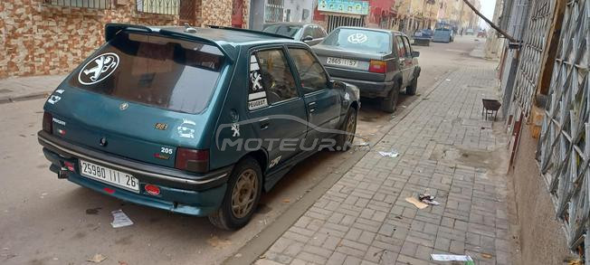 Peugeot  205