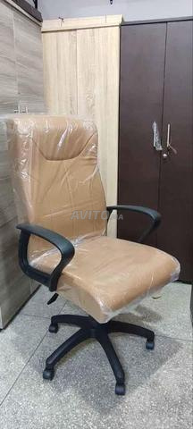 Chaise Président fabrication locale - 2