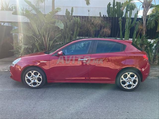 ألفا روميو ديزل أوتوماتيك 2020 في الرباط - 2