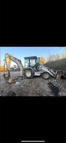 Tractopelle Caterpillar