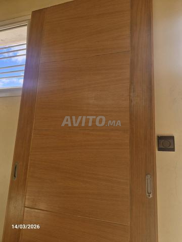 Portes coulissantes en bon état. - 2