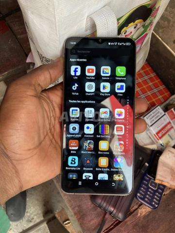 Itel A70 128/3 Go RAM à vendre très propre