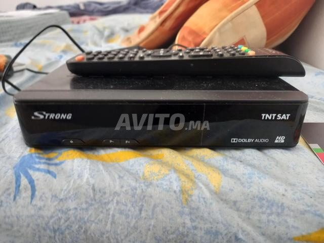 Décodeur satellite STRONG TNT SAT HD - 2