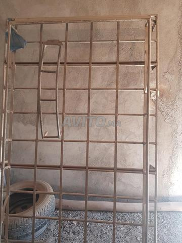 حامل أمتعة للبيع - 2