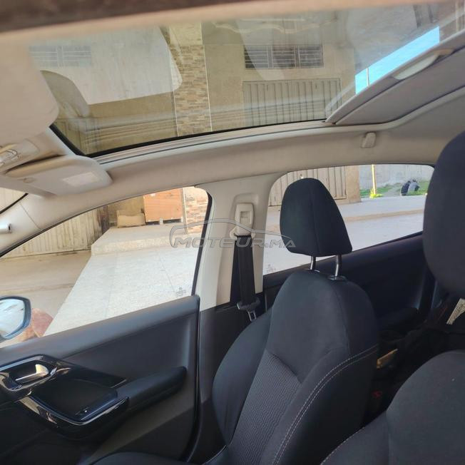 Peugeot 208 Diesel Automatique 2019 à Fès