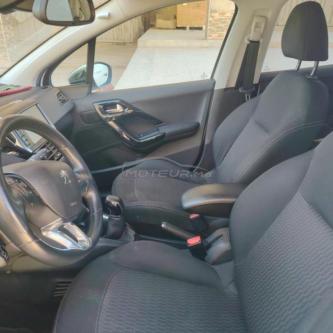 Peugeot 208 Diesel Automatique 2019 à Fès
