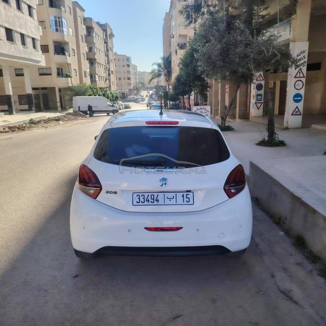 Peugeot 208 Diesel Automatique 2019 à Fès