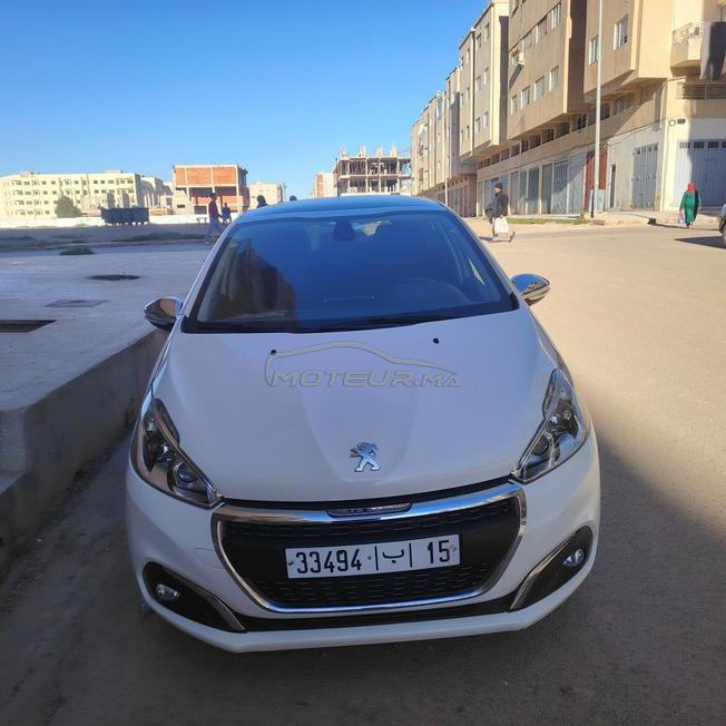Peugeot 208 Diesel Automatique 2019 à Fès