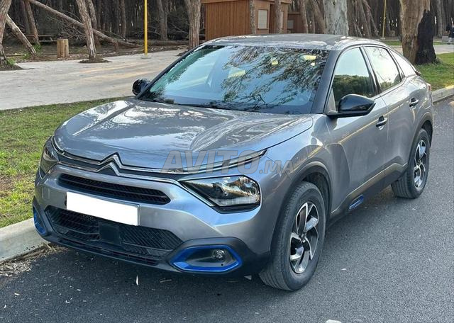 سيتروين C4 SUV BVA 8 سرعات 2022 في العرائش