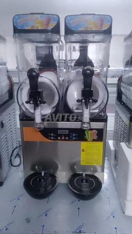 آلة جيلاتو احترافية بـ 3 أحواض - 2