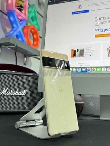 Google Pixel 6 Pro 128Go Jaune Clair - 2