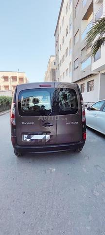 Kangoo modèle 2017 première main faible kilométrage - 2