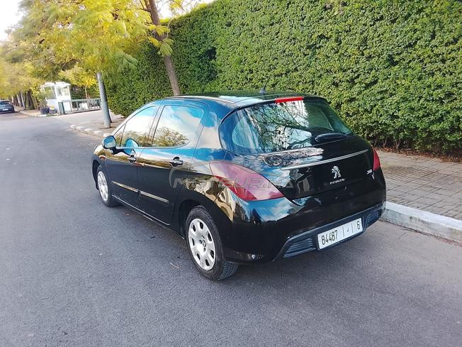 Peugeot 308 Diesel Manuelle 2012 à Fès