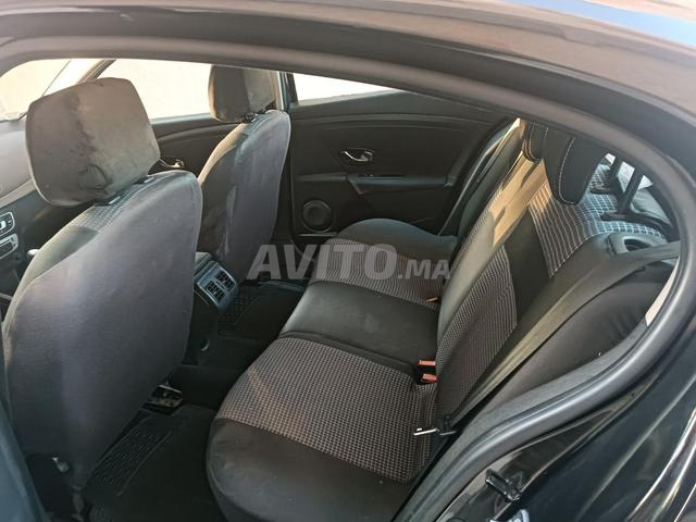 أعرض للبيع سيارة بحالة جيدة جداً - 2