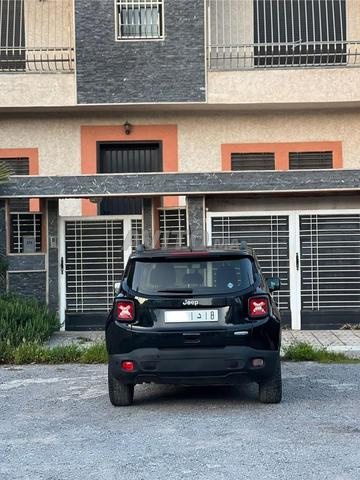 Jeep Diesel Automatique 2019 à Rabat - 2