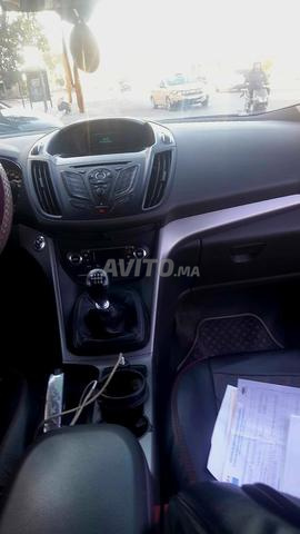 Ford Kuga jamais accidentée - 2