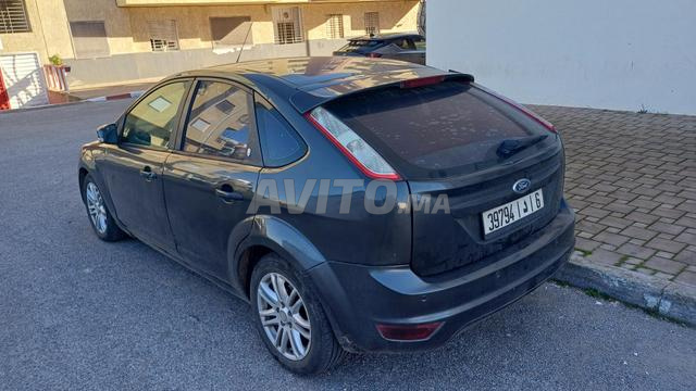 Ford focus 2010 - 2