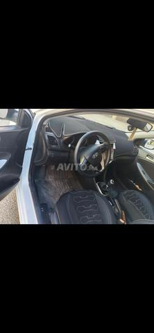 Hyundai accent - 2