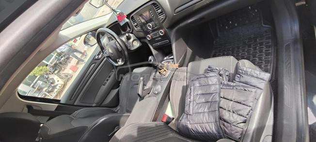 je met en vente ma voiture Mégane 4 explore 2018l 