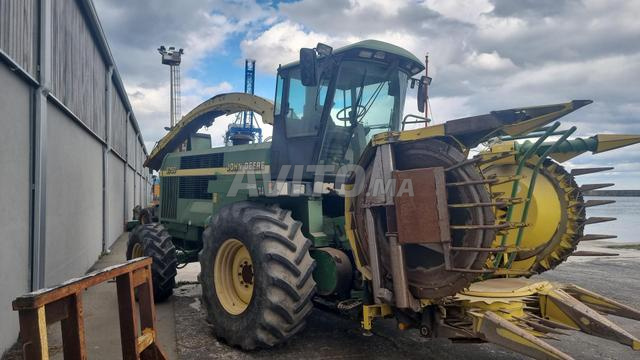Ensileuse John Deere 6750 - 2