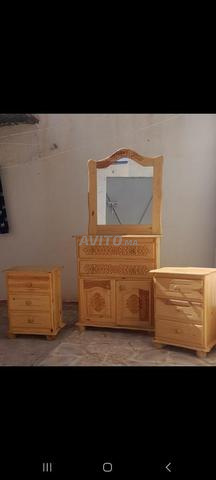 Moustiquaire et coiffeuses