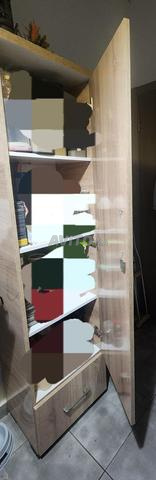 أثاث بحالة جيدة مع 3 رفوف و 1 درج - 2