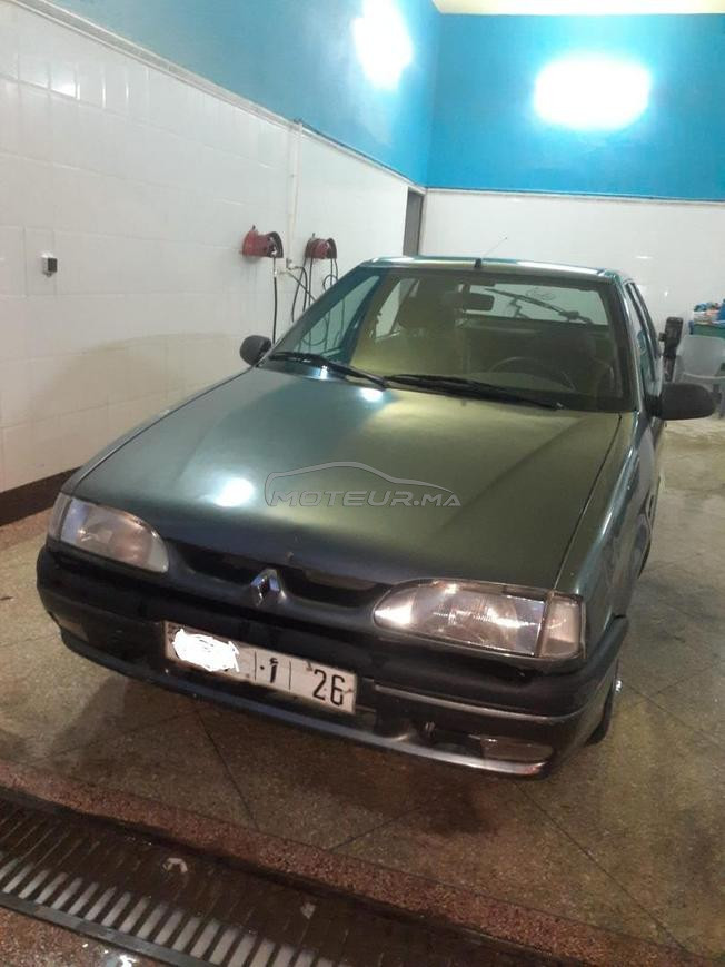 Renault Diesel Manuelle 1995 à Zaïo