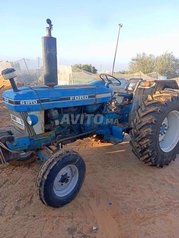 جرار Ford 6610