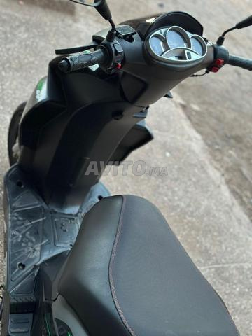 Scooter encore propre - 2