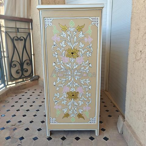 خزانة مغربية كبيرة بأدراج وزخرفة - 2