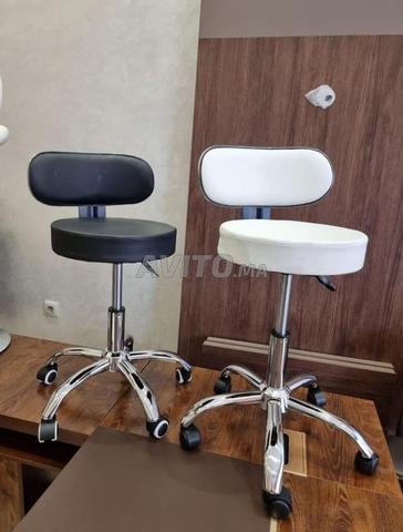 كرسي مرتفع متين ومريح للاستخدام اليومي - 2