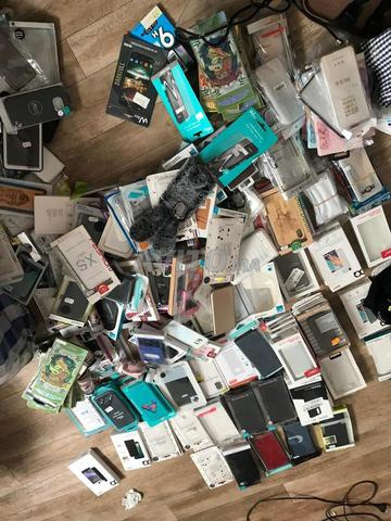 Lot coques téléphone et protection écran - 2