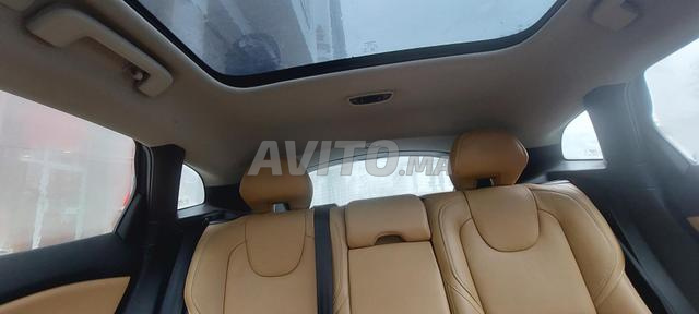 فولفو V40 كروس كانتري إن سكريبتيون 2020 فل أوبشن - 2