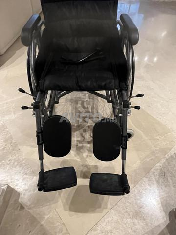 Fauteuil roulant neuf