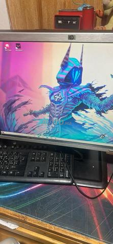 Écran 24 pouces FHD (1980*1080)