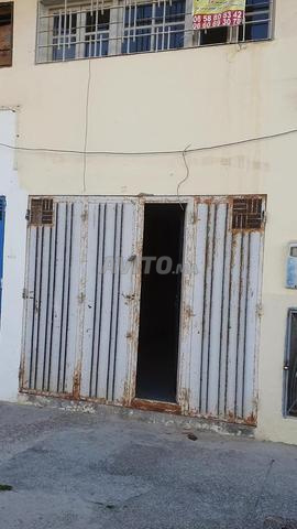 Boutique titrée à vendre - Taza près du collège Imam Malik
