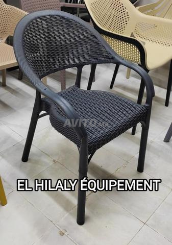 Chaise de café en plastique pour terrasse - 2